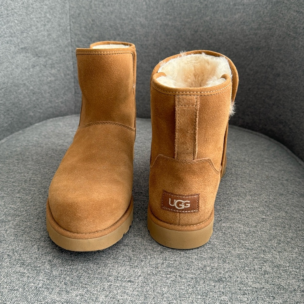 Ugg Cory II Bootie